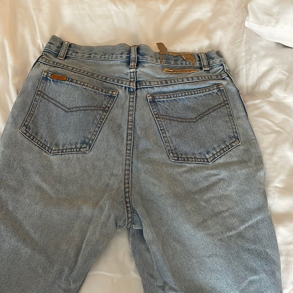 Jordache light wash, straight leg jeans